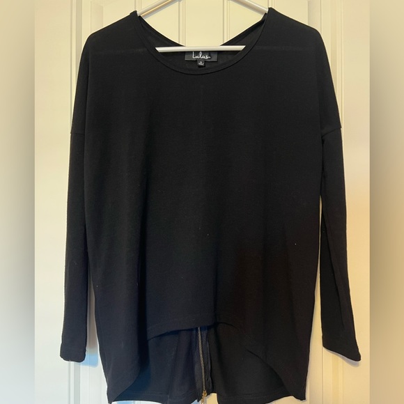 Lulus Black Long sleeve Shirt Zipper in back SMALL - Picture 1 of 3